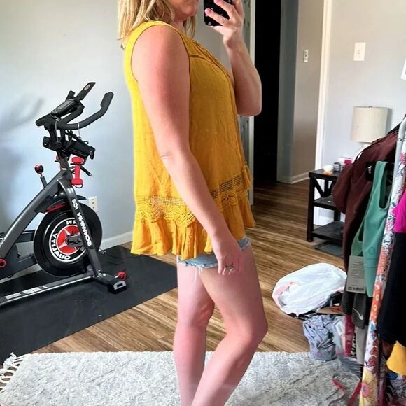 Umgee Mustard Gold Boho Sleeveless Top Size M - Picture 2 of 6